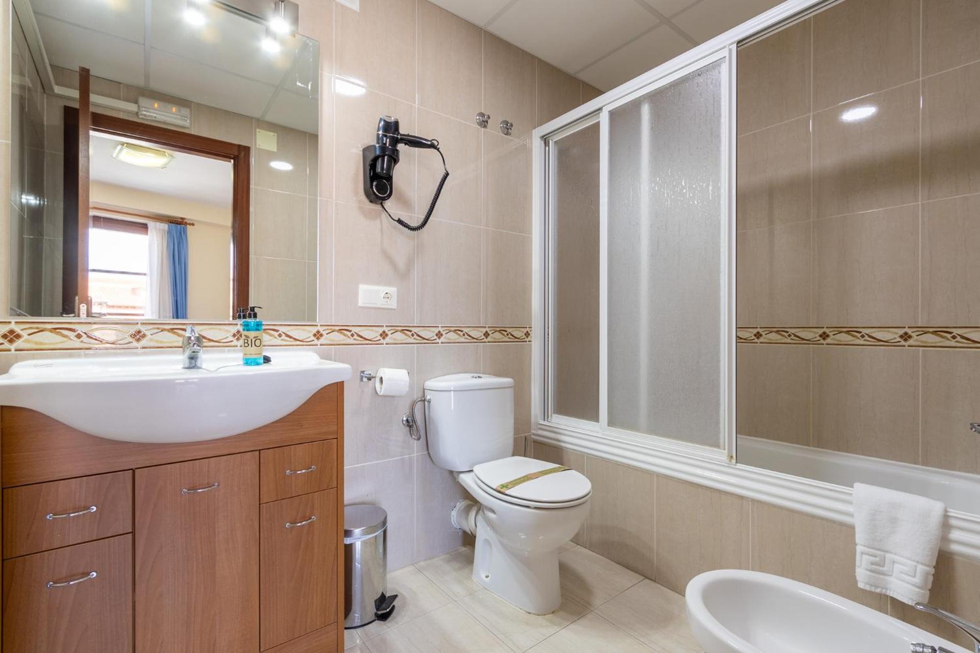 Insidehome Zaravencia Plaza Mayor Toro Bagian luar foto